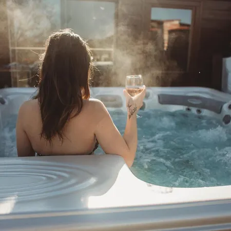 Maushaus Pensión Vemend