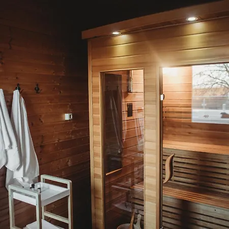 Maushaus Guest house Vemend