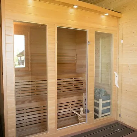 ゲストハウス Maushaus 4*