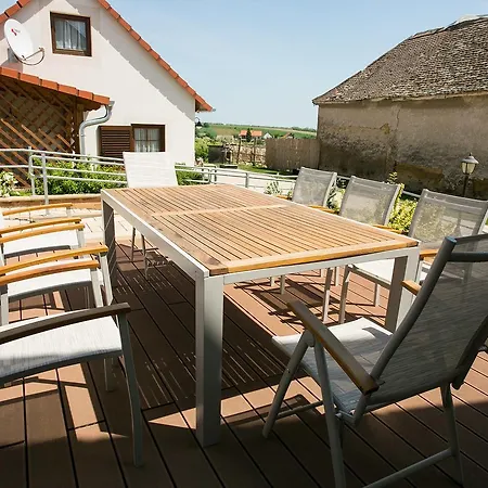 Maushaus 4* Véménd
